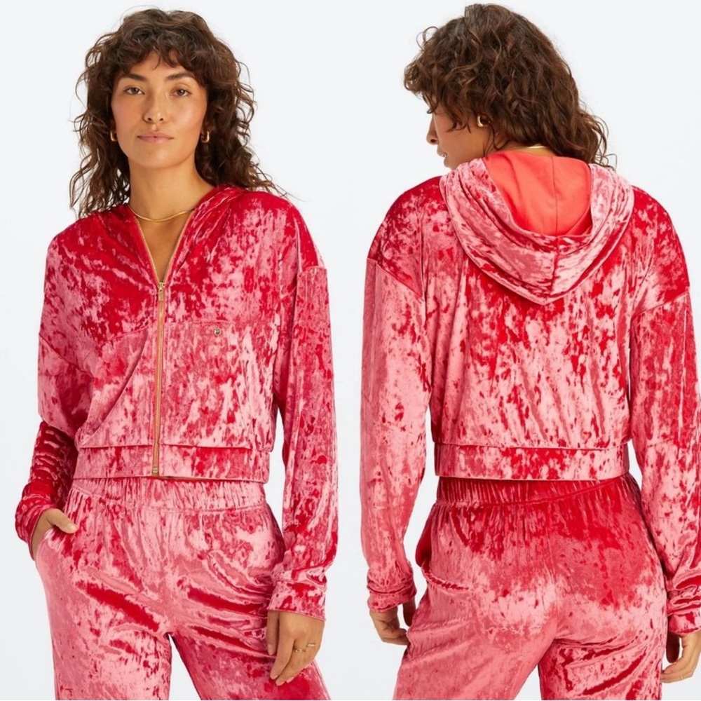 Velour Salmon Pink Set - image 1